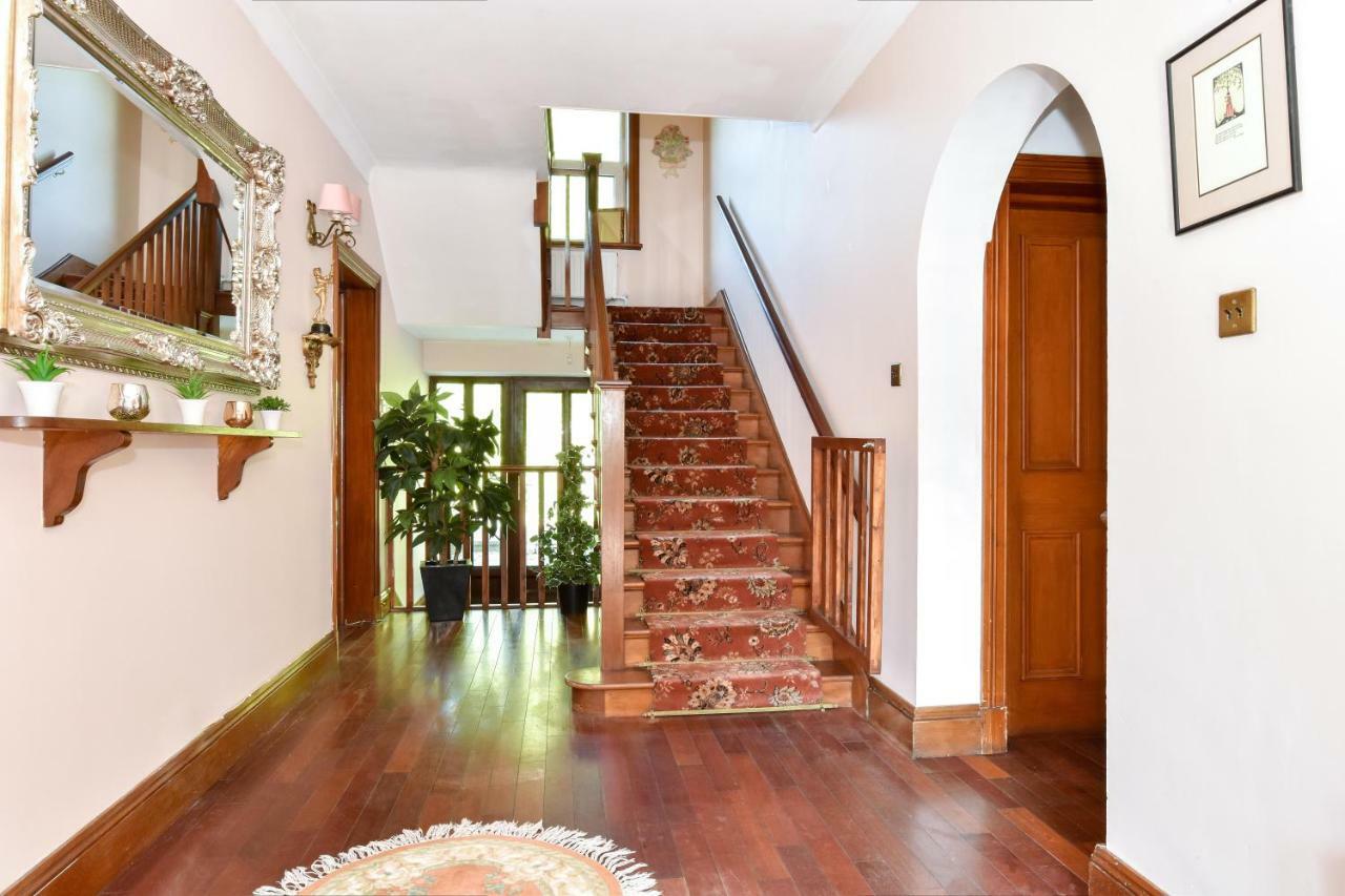 Boutique Guest House Galway Bagian luar foto